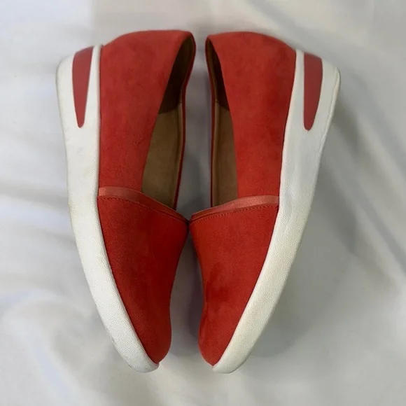 Women's Salmon Slip-On Shoes - Picture 5 of 6